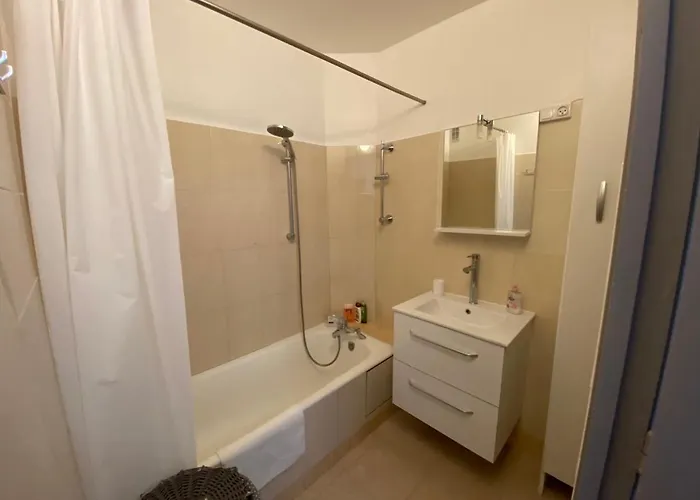 Hillside With 100 Sqm Private Garden *