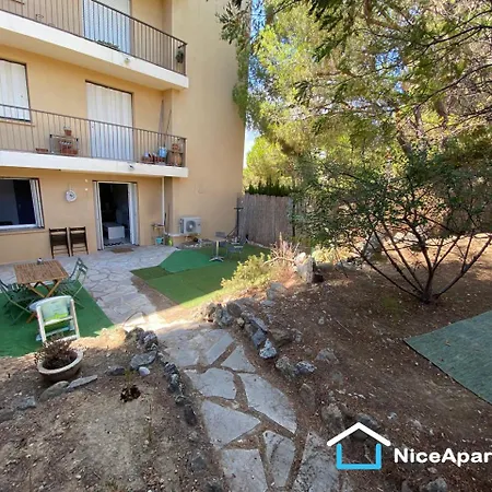 Hillside With 100 Sqm Private Garden *