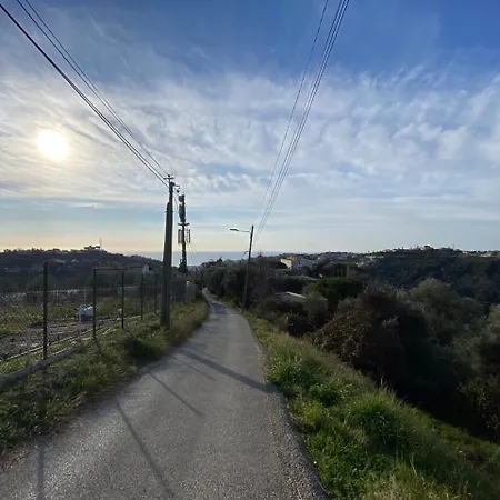 Διαμέρισμα Hillside With 100 Sqm Private Garden